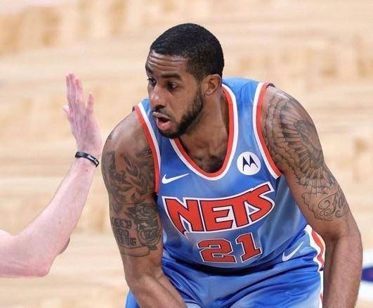 斯顶替前场 斯顶替前场