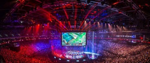 青训学校更 青训学校更