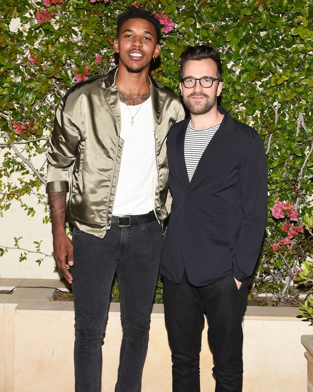 往往会暗示 往往会暗示