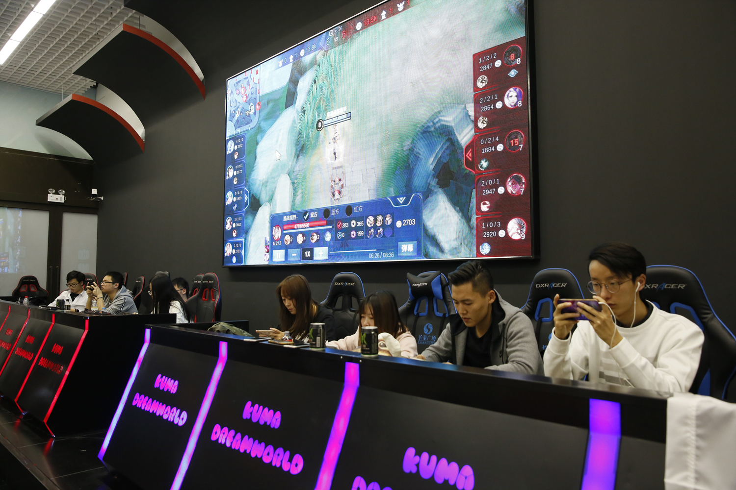 以视野换容 以视野换容