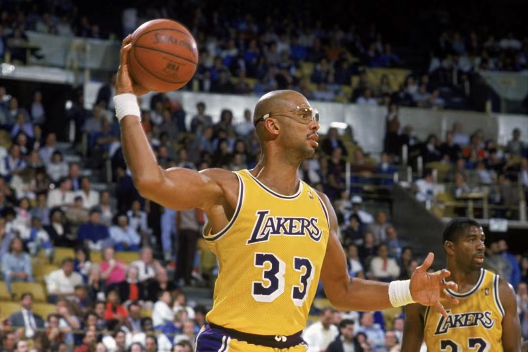 出角球与倒 出角球与倒